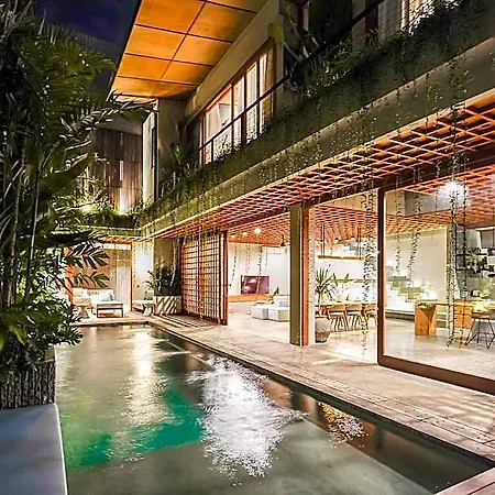 Designers Dream Near Beach